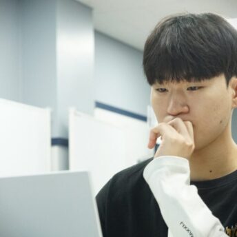 박현수